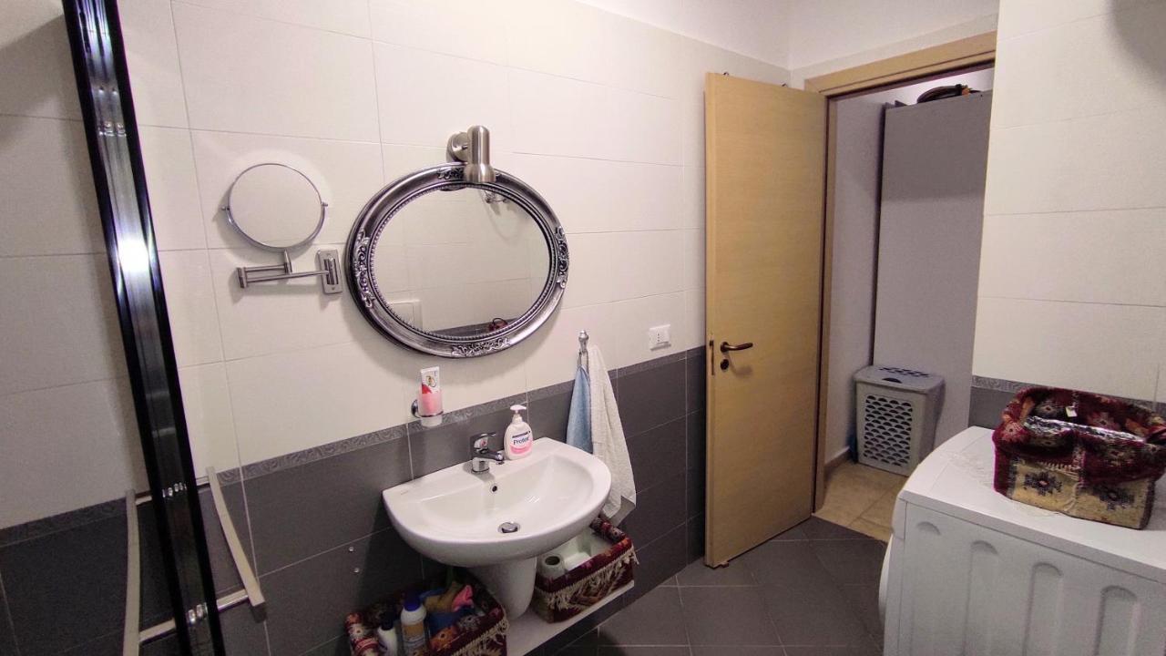 Celeste Bay Apartment Vlore Luaran gambar